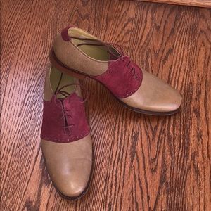 Size 12 Tan and Red Leather Cole Haan Oxford